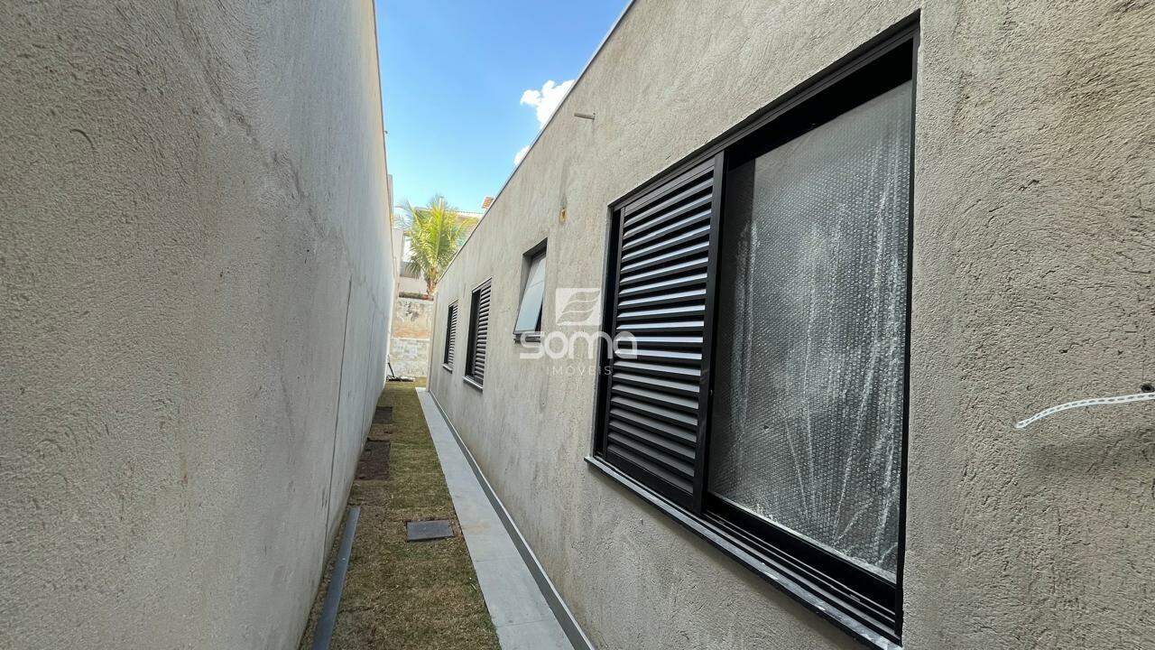 Casa em condomínio à venda no Condominio Rosa dos Ventos: