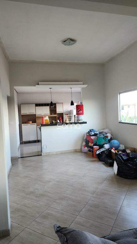 Casa à venda no Célvia: