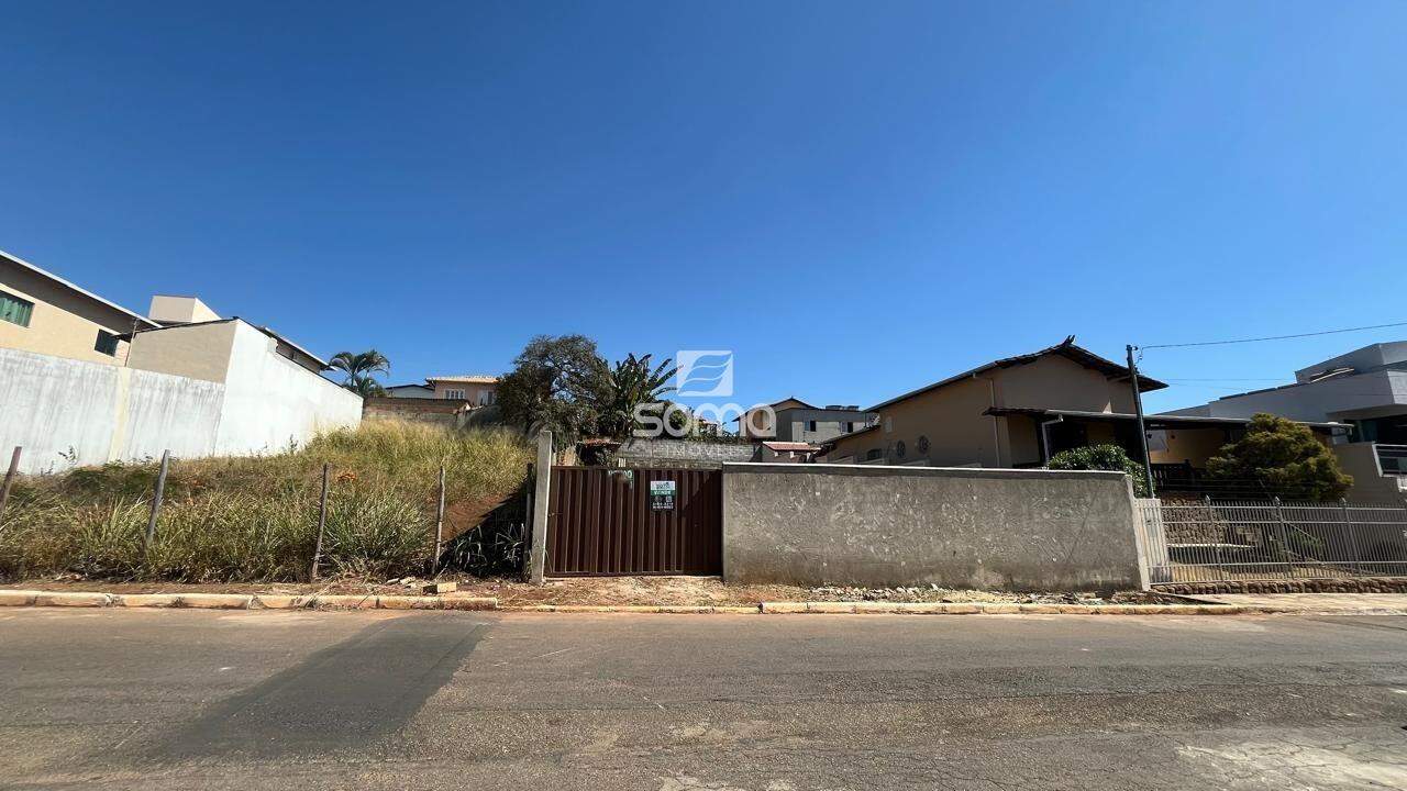 Lote à venda no Jardim Itau:
