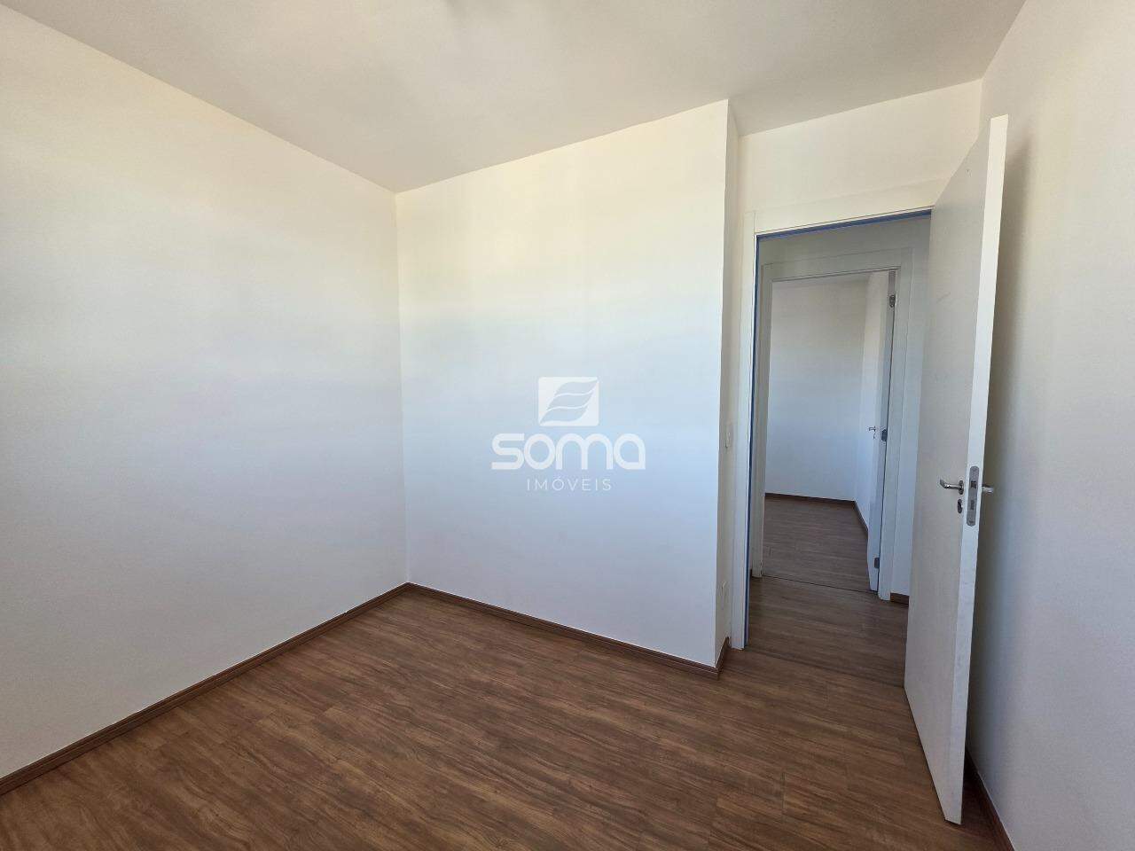 Apartamento à venda no Bernardo de Souza: 