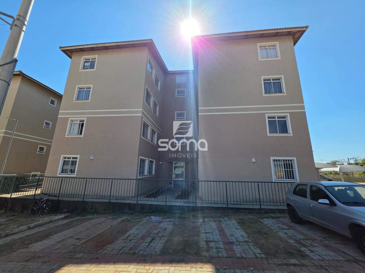 Apartamento à venda no Bernardo de Souza: 