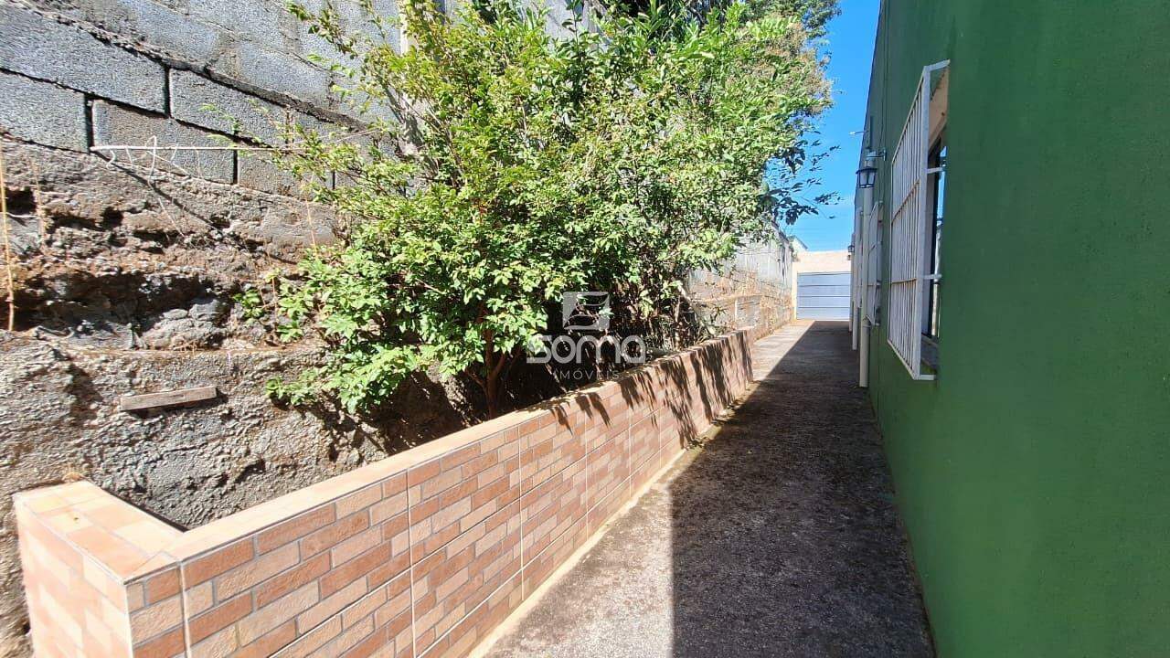 Casa à venda no Chácaras Cachoeira: