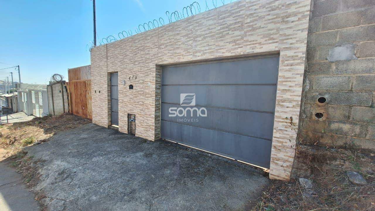 Casa à venda no Chácaras Cachoeira: