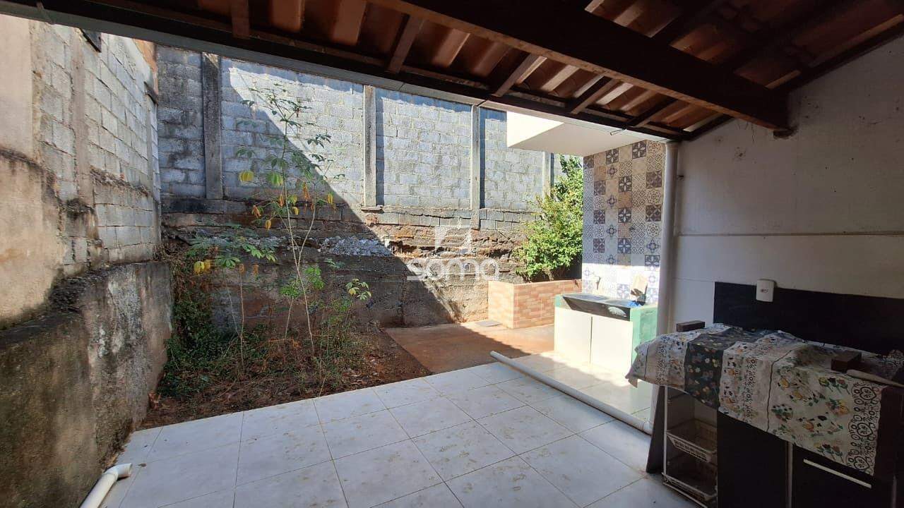 Casa à venda no Chácaras Cachoeira: