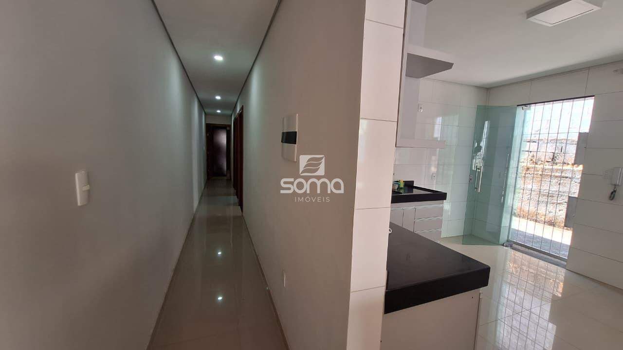 Casa à venda no Chácaras Cachoeira: