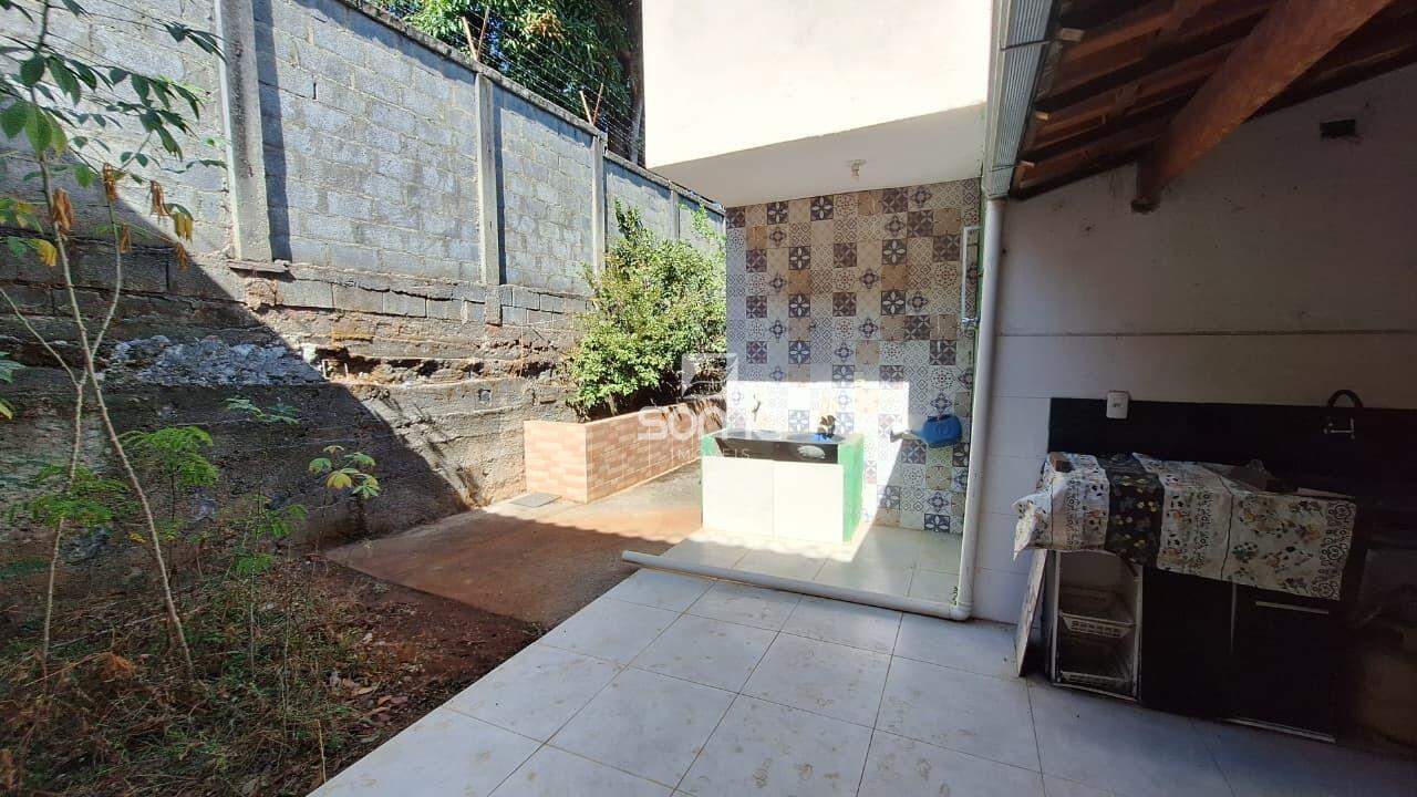 Casa à venda no Chácaras Cachoeira: