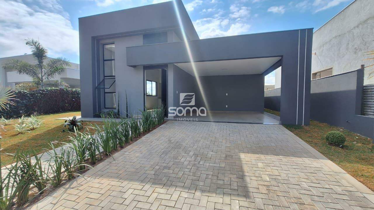 Casa em condomínio à venda no Cond. Villas Park III: