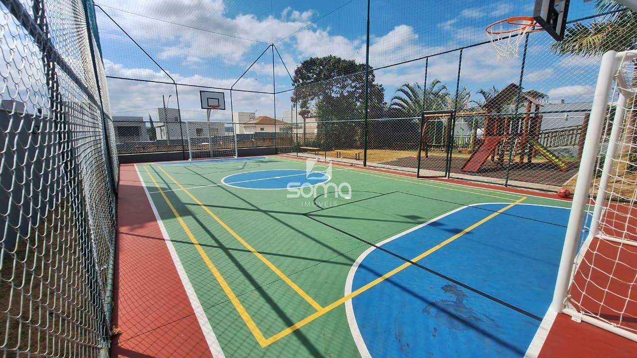 Casa em condomínio à venda no Cond. Villas Park III: