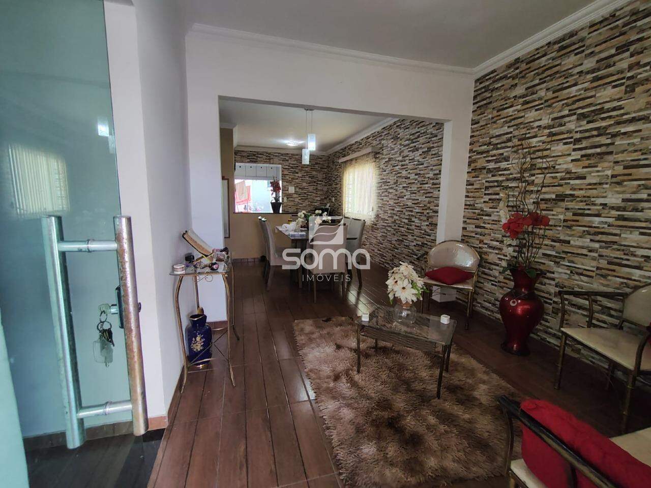 Casa à venda no Vista Alegre: