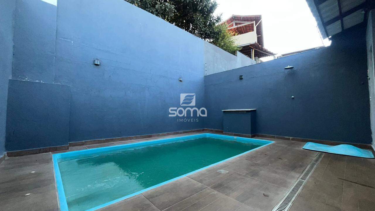 Casa Geminada à venda no Dom Pedro I: 