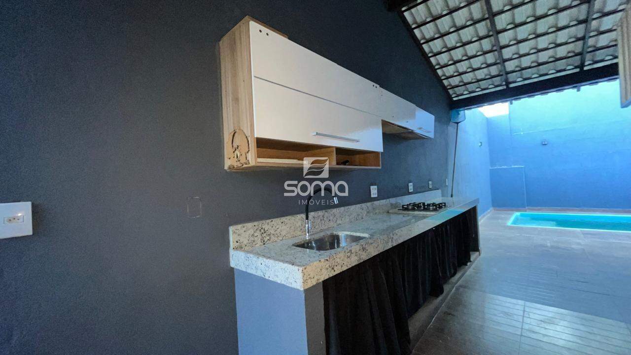 Casa Geminada à venda no Dom Pedro I: 