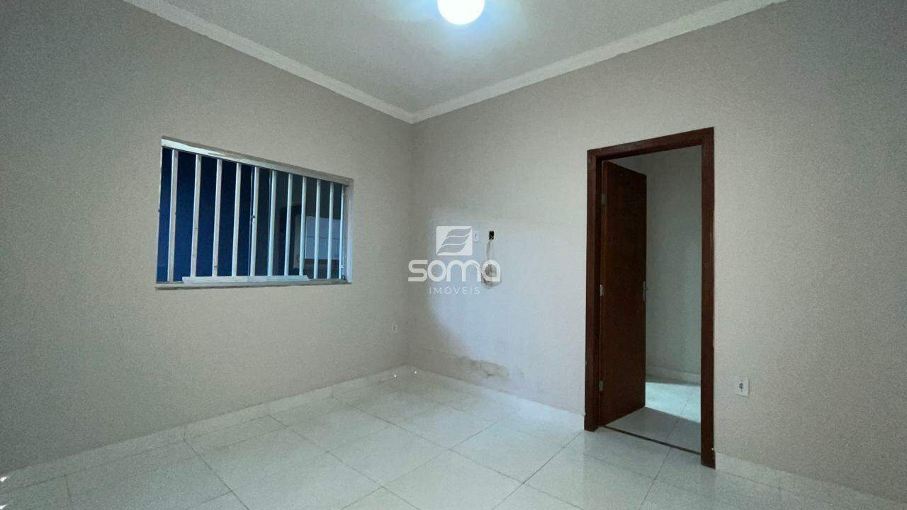 Casa Geminada à venda no Dom Pedro I: 