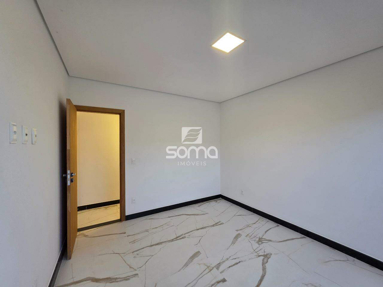 Casa em condomínio à venda no Residencial Parque dos Buritis: