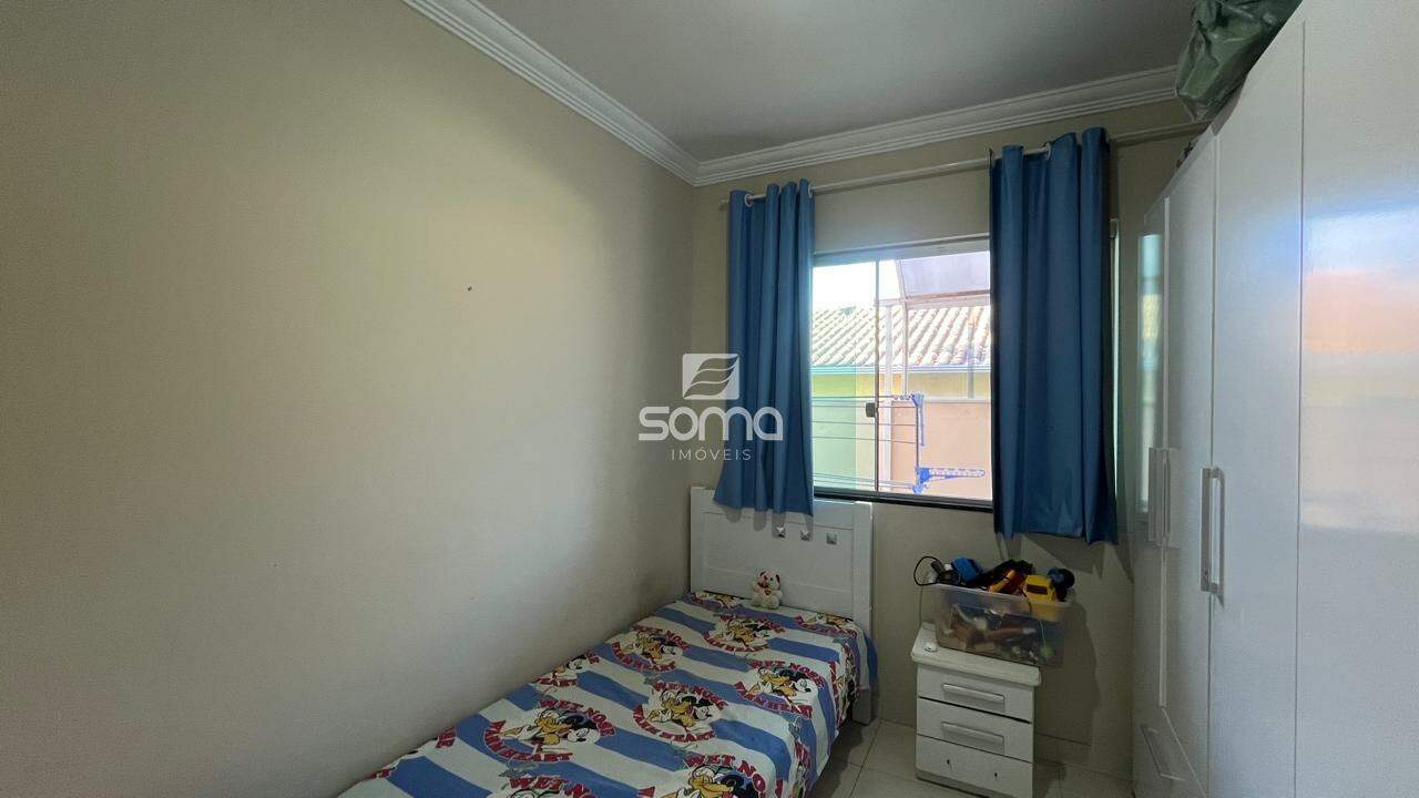 Casa à venda no Maria De Lourdes: 