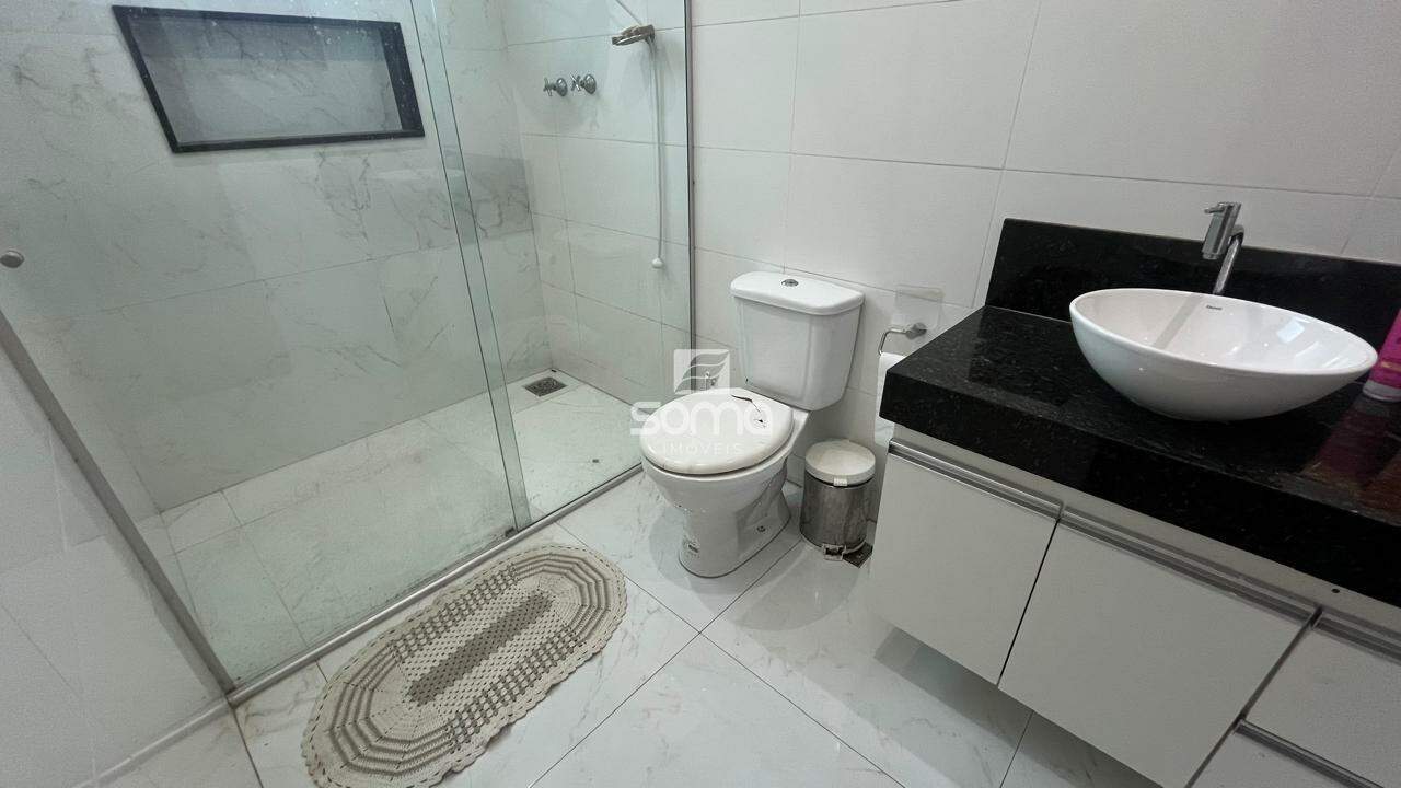 Casa à venda no Maria De Lourdes: 