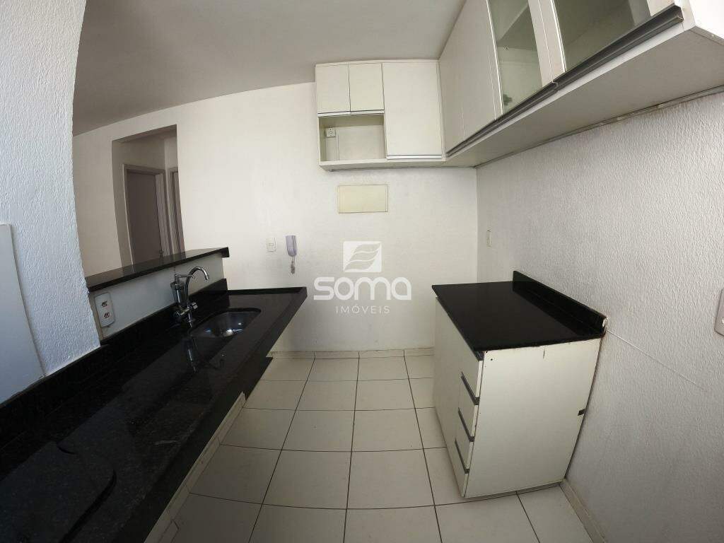Apartamento para aluguel no Serra Dourada: 