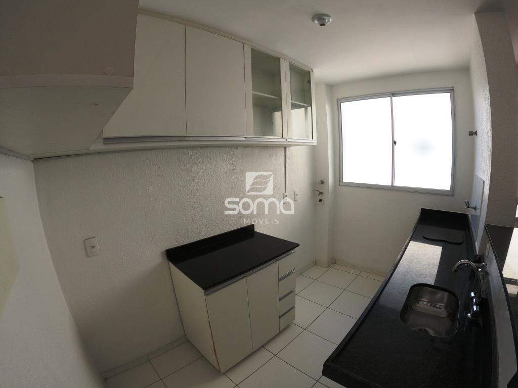 Apartamento para aluguel no Serra Dourada: 