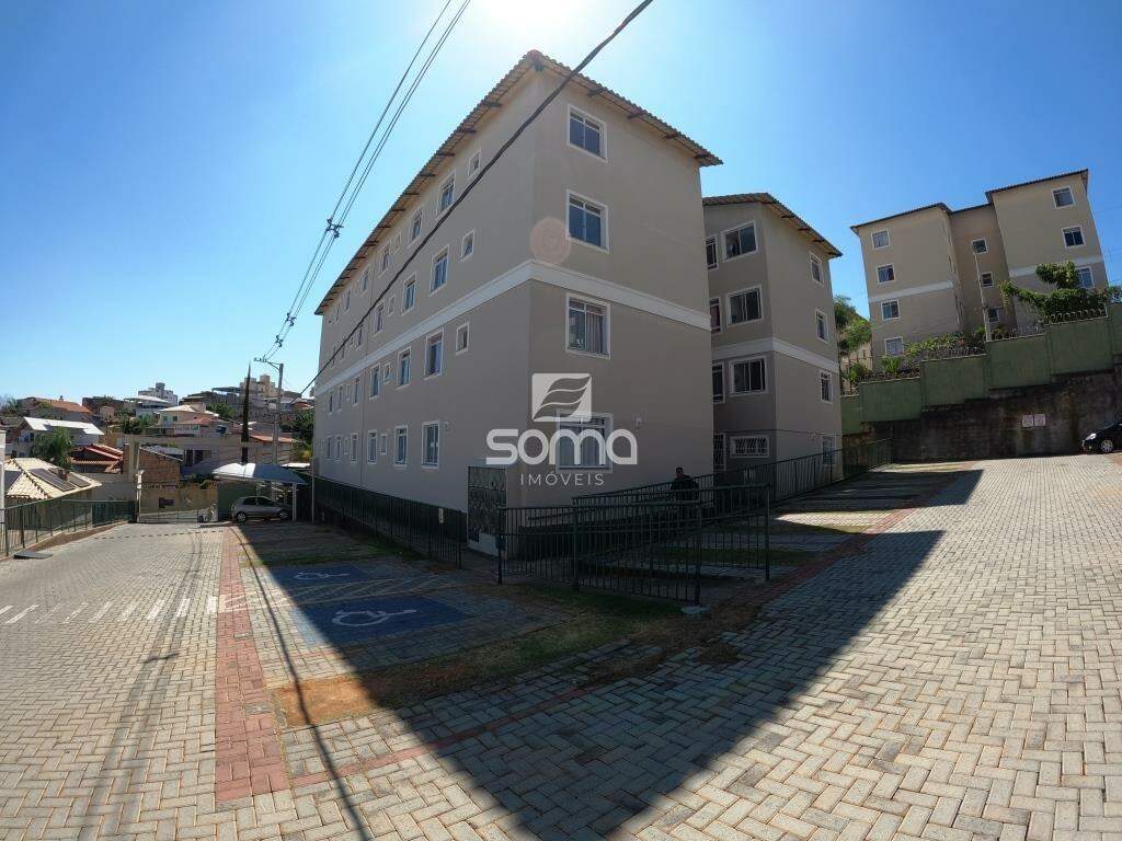 Apartamento para aluguel no Serra Dourada: 