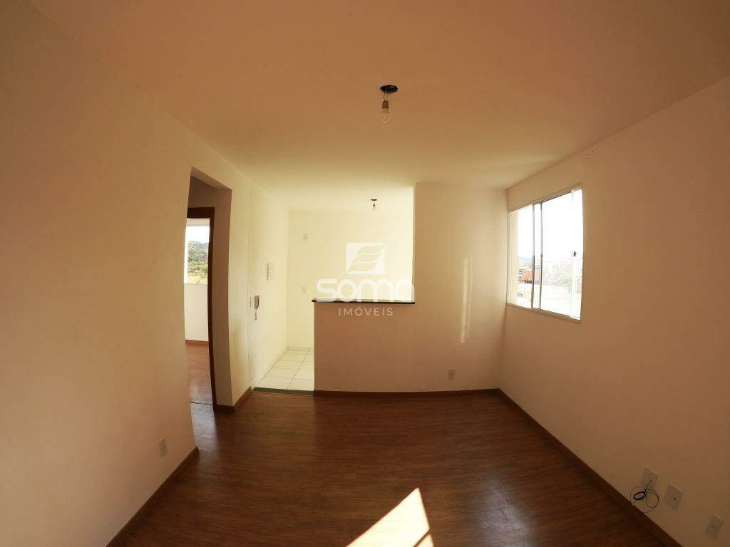 Apartamento para aluguel no Serra Azul: