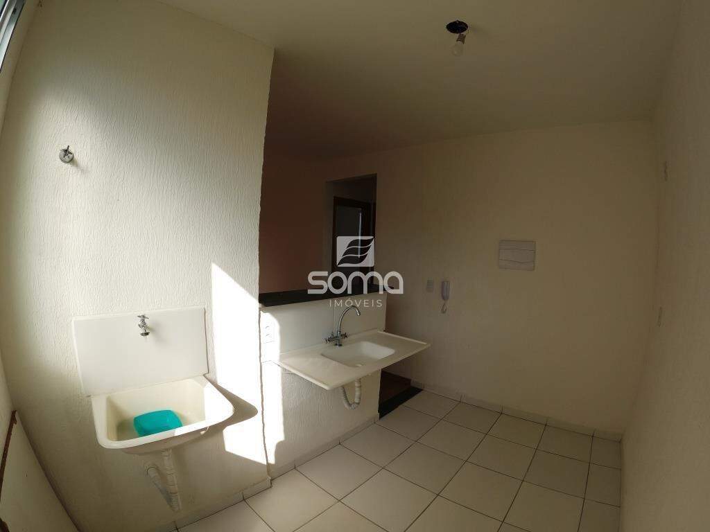 Apartamento para aluguel no Serra Azul: