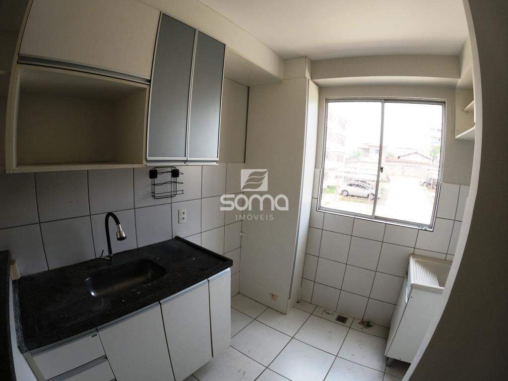 Apartamento para aluguel no Célvia: 
