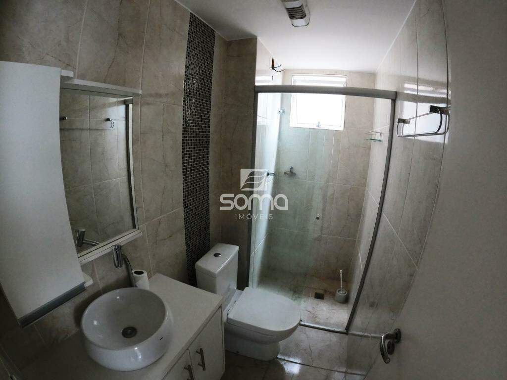 Apartamento para aluguel no Célvia: 