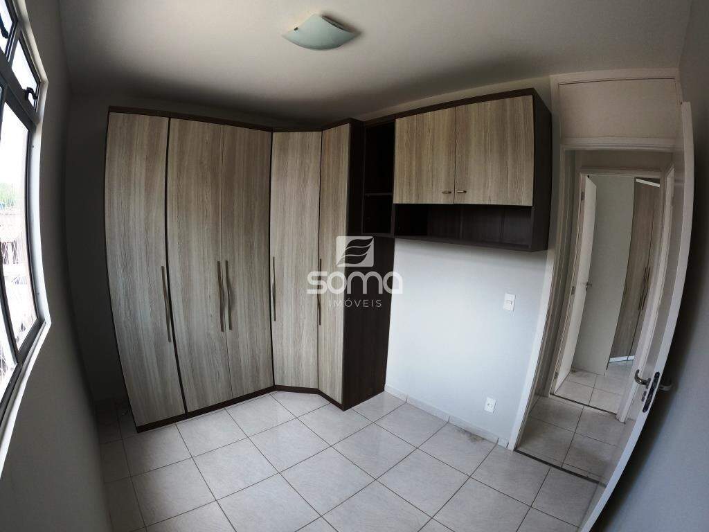 Apartamento para aluguel no Célvia: 