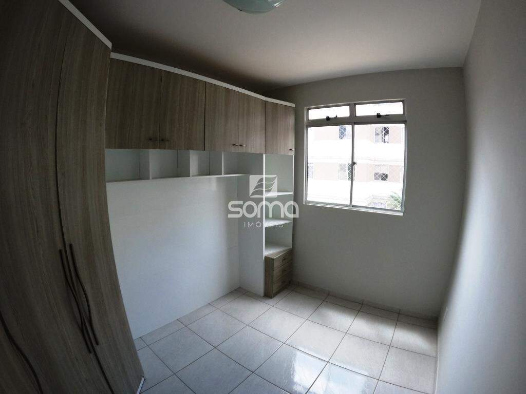 Apartamento para aluguel no Célvia: 