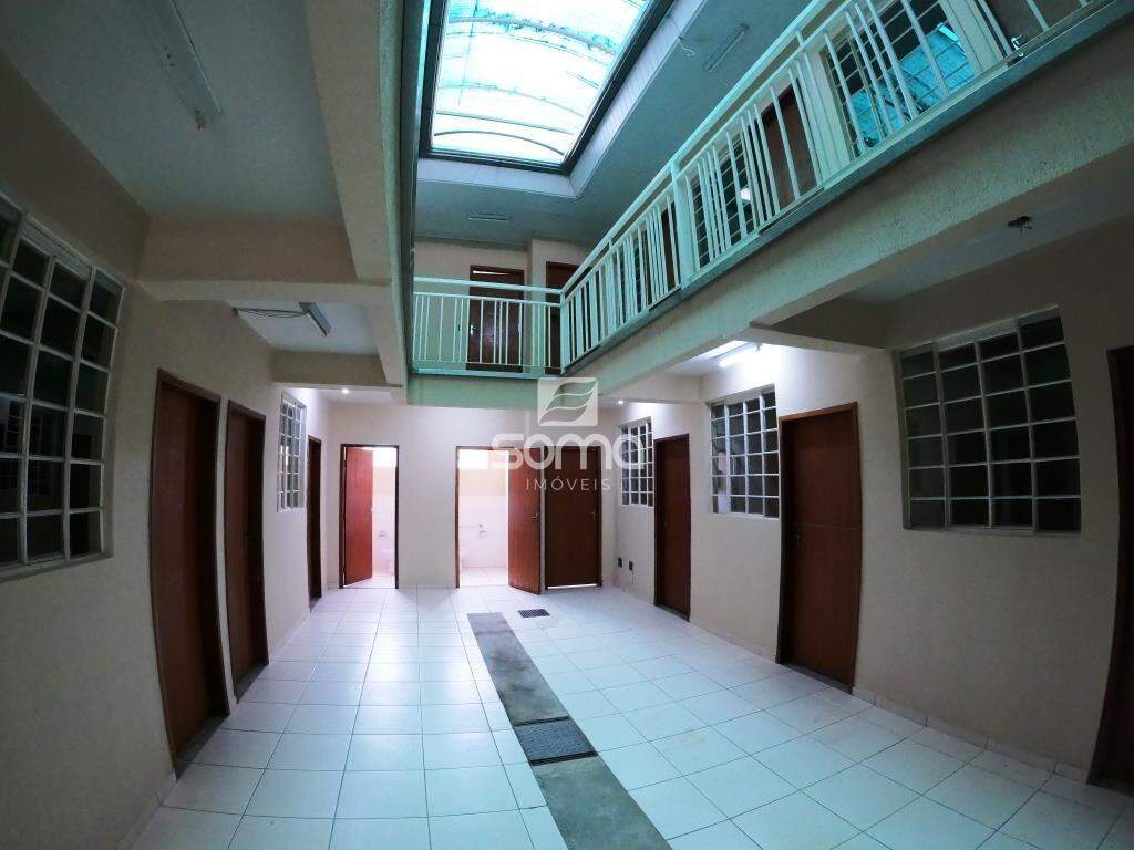 Área Comercial para aluguel no Centro: