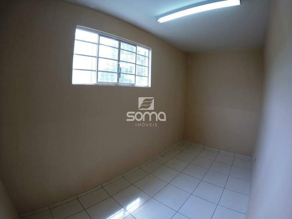 Área Comercial para aluguel no Centro: