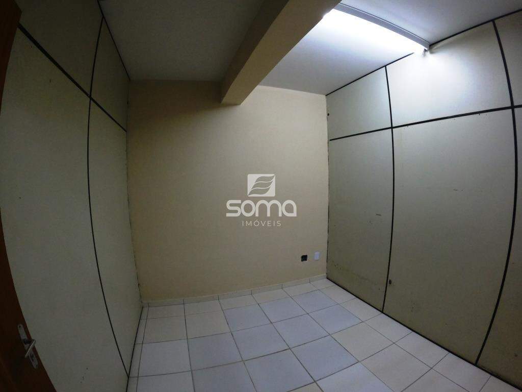 Área Comercial para aluguel no Centro: