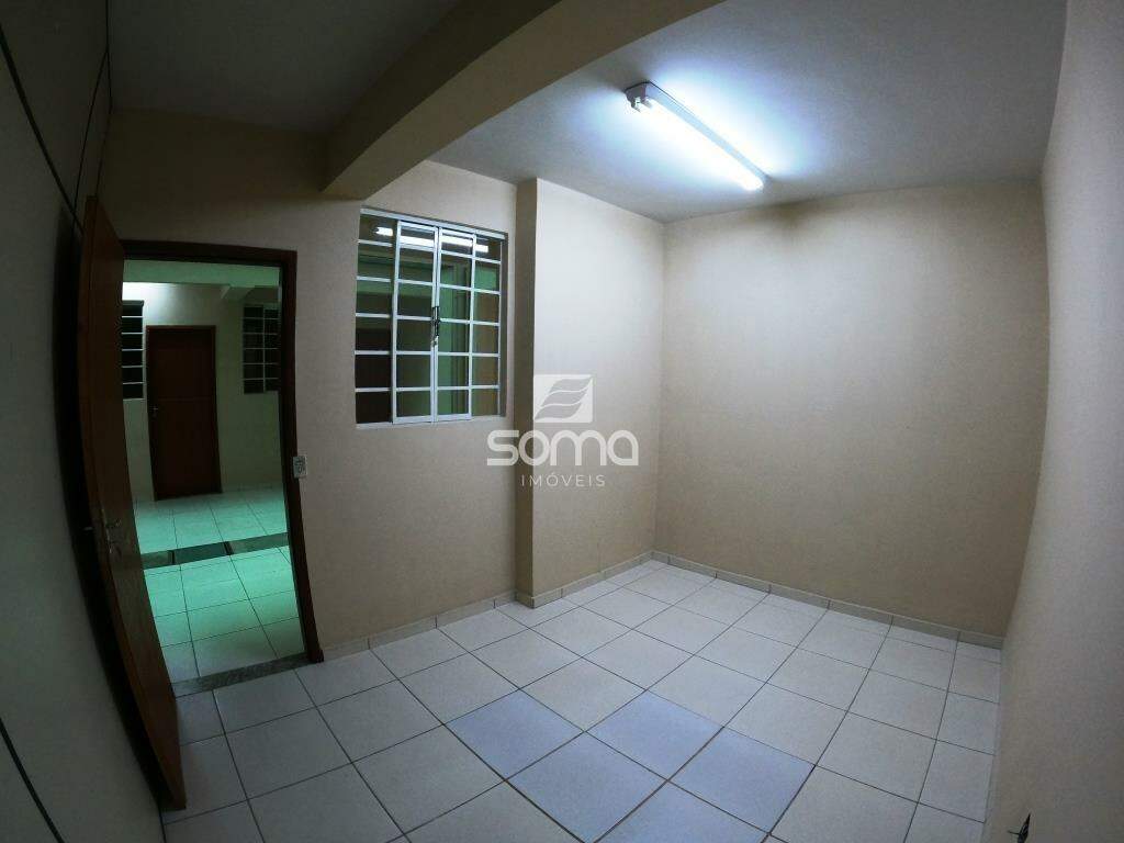 Área Comercial para aluguel no Centro: