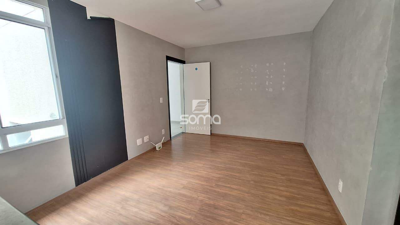Apartamento à venda no Bernardo de Souza: