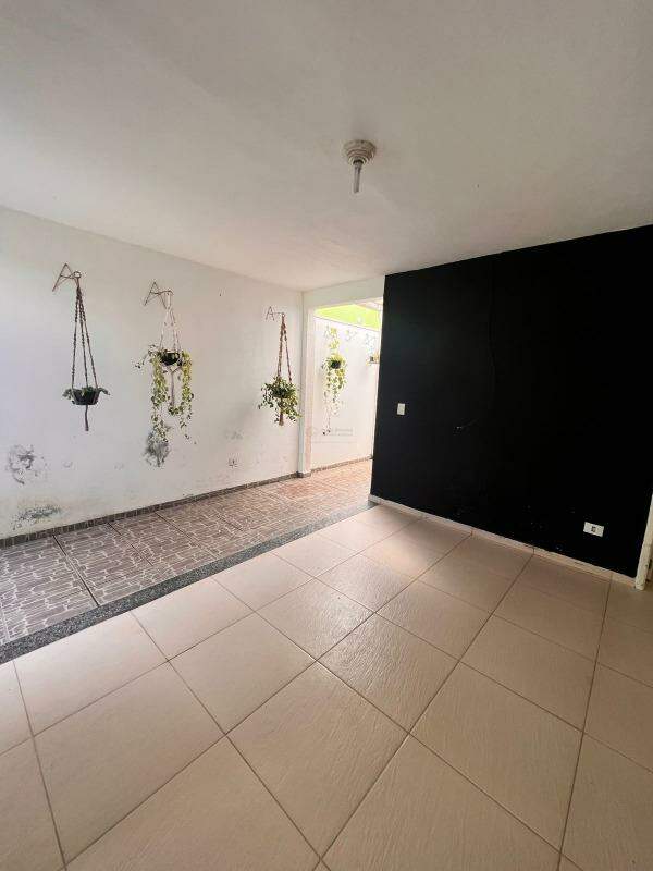 Casa à venda no Jardim Rubi: 