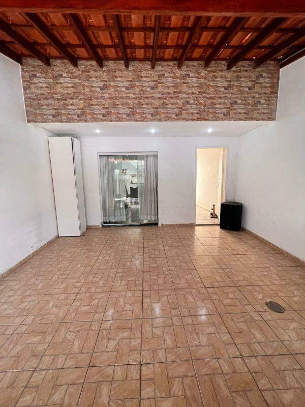 Casa à venda no Jardim Rubi: 