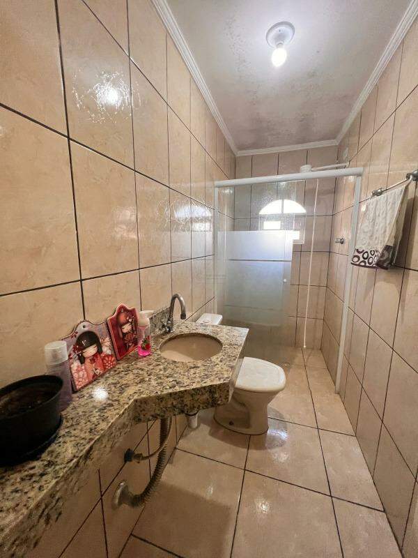 Casa à venda no Jardim Rubi: 