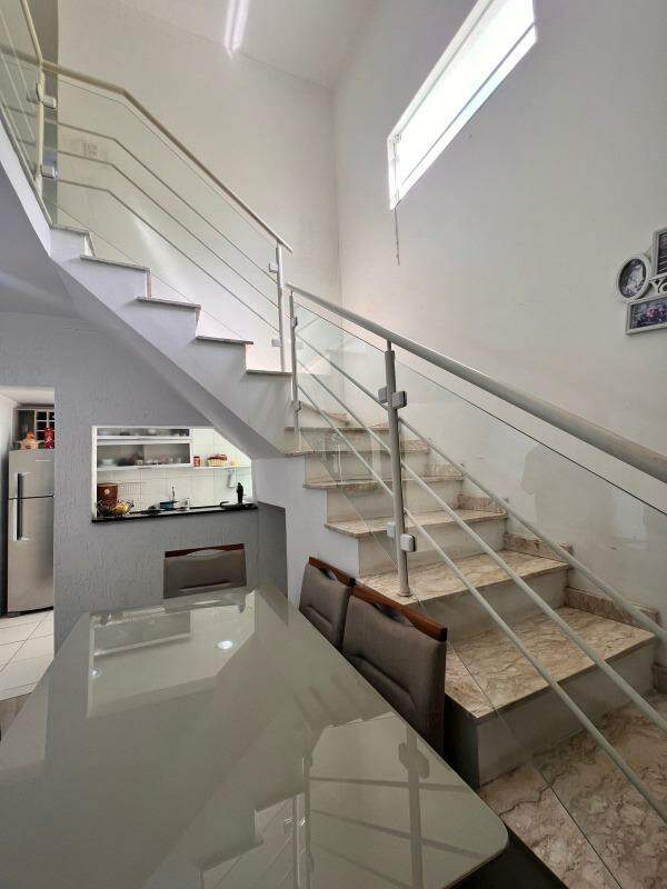 Casa à venda no Jardim Rubi: 