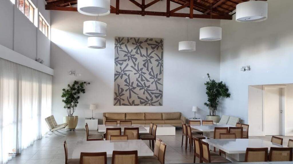 Casa em condomínio à venda no Cézar de Souza: 