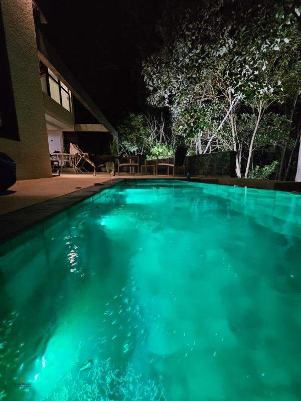 Casa em condomínio à venda no Cézar de Souza: 
