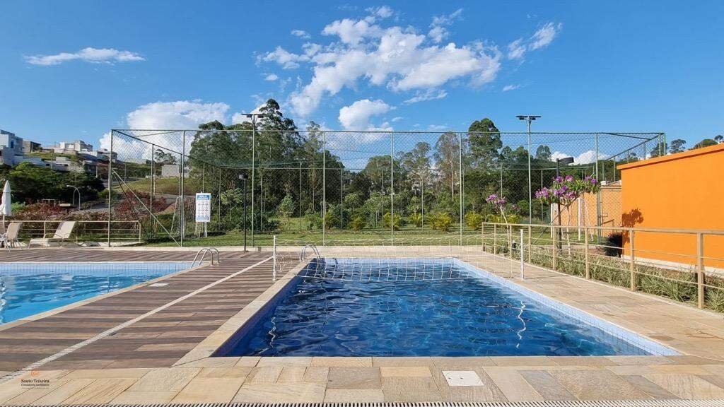 Casa em condomínio à venda no Cézar de Souza: 