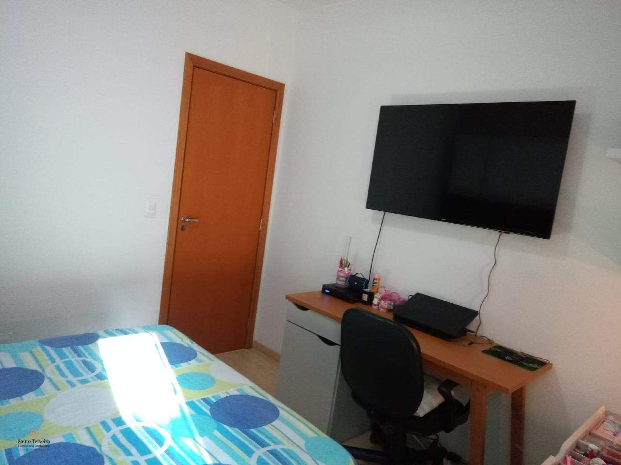 Casa em condomínio à venda no Vila Caputera: 