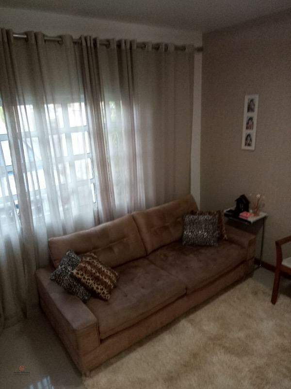 Casa em condomínio à venda no Vila Caputera: 