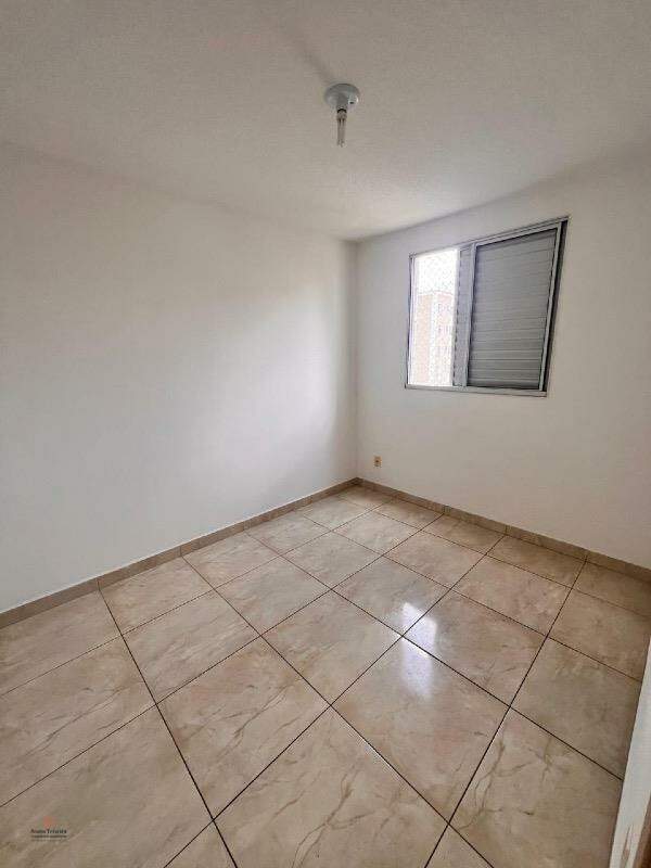 Apartamento à venda no Loteamento Mogilar: 