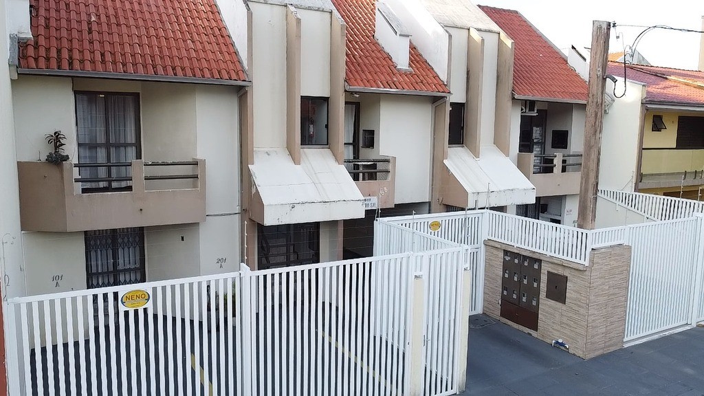 Sobrado em condomínio à venda no Caiobá: 24451245_4.jpg