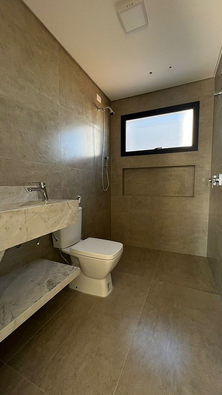 Sobrado em condomínio à venda no Santa Cândida: 24490471_4.jpg