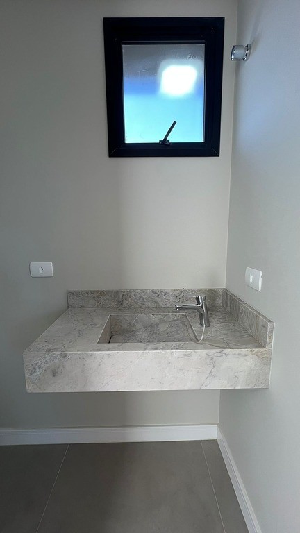 Sobrado em condomínio à venda no Santa Cândida: 24490473_4.jpg