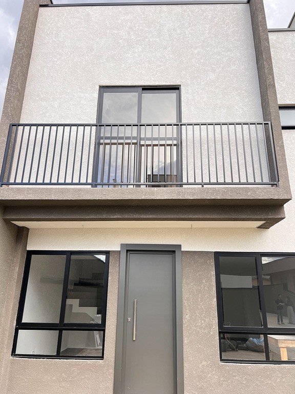 Sobrado em condomínio à venda no Xaxim: 24733541_4.jpg