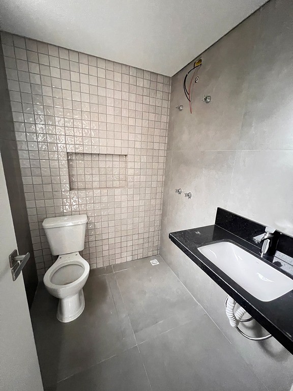 Sobrado em condomínio à venda no Xaxim: 24733547_4.jpg