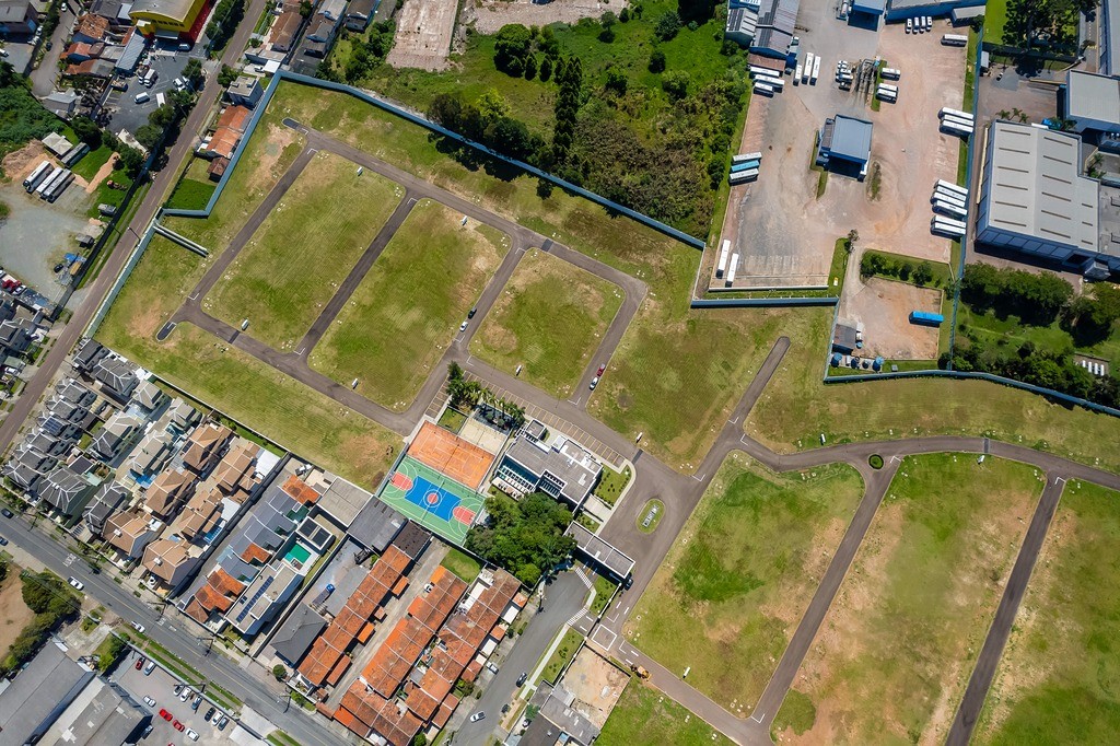 Sobrado em condomínio à venda no Santa Cândida: 24447275_4.jpg