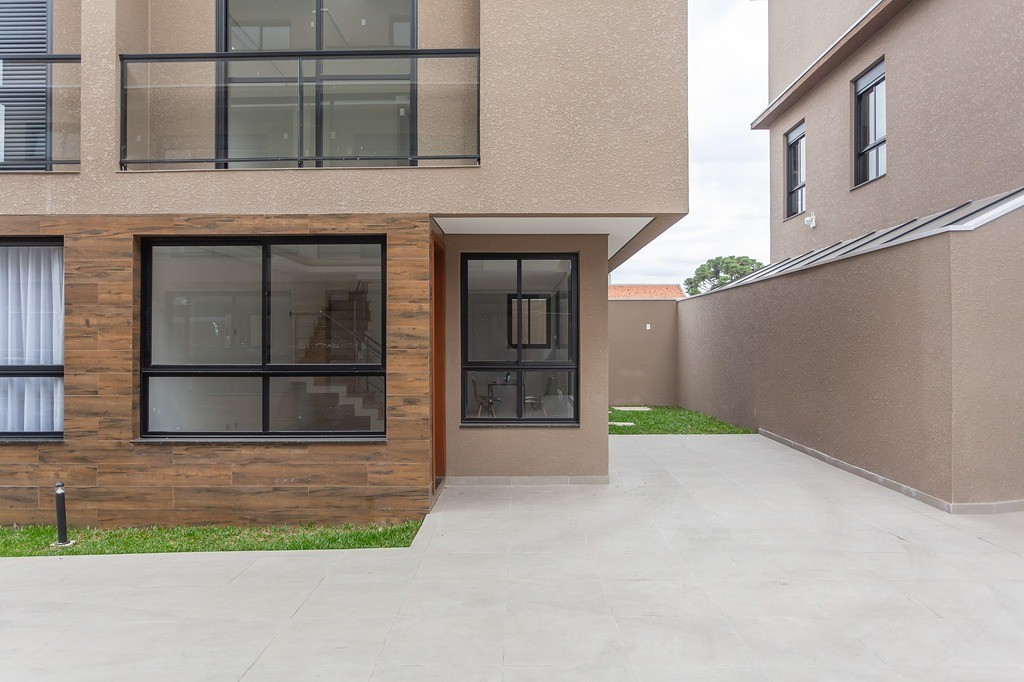 Sobrado em condomínio à venda no Tingui: 24467861_4.jpg